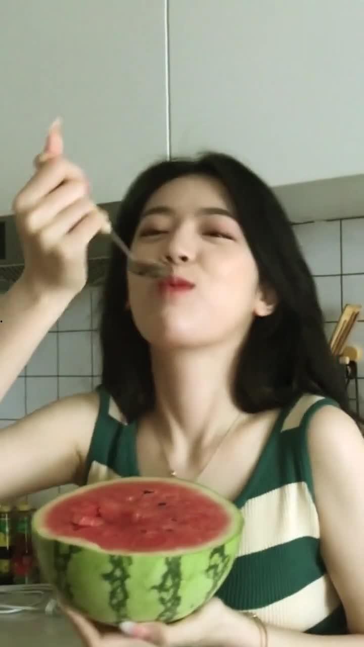 女友吃瓜图集